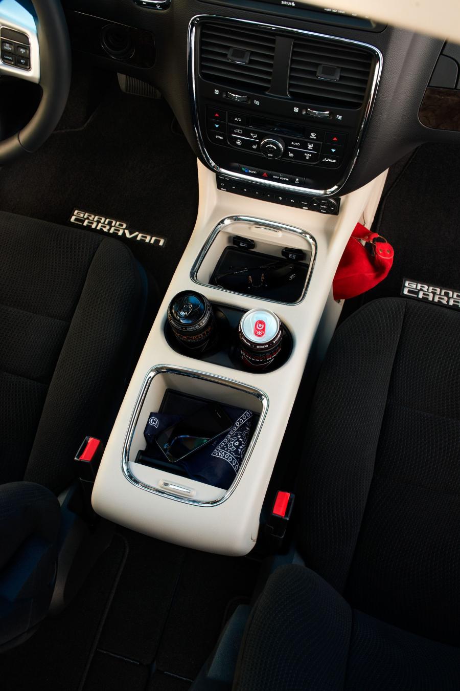  Dodge Grand Caravan 2011 года  (фото 58 из 83)